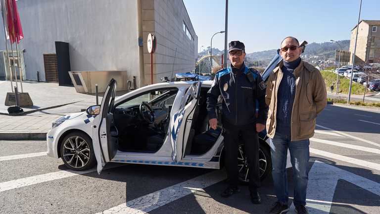 La Policía Local de Ourense cuenta con un nuevo vehículo de vigilancia dotado con el sistema ‘Appolo’ de inteligencia artificial