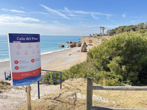 Turisme renueva la señalización a las calas y playas de Vinaròs