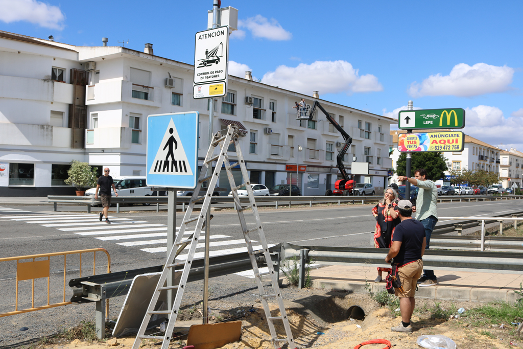 Ya está operativo el primer Paso de Peatones Inteligente en Cartaya