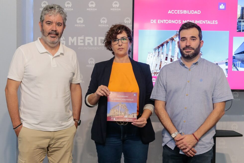 La nueva guía monumental en lectura fácil permite ya diseñar la visita a Mérida con un enfoque de accesibilidad universal