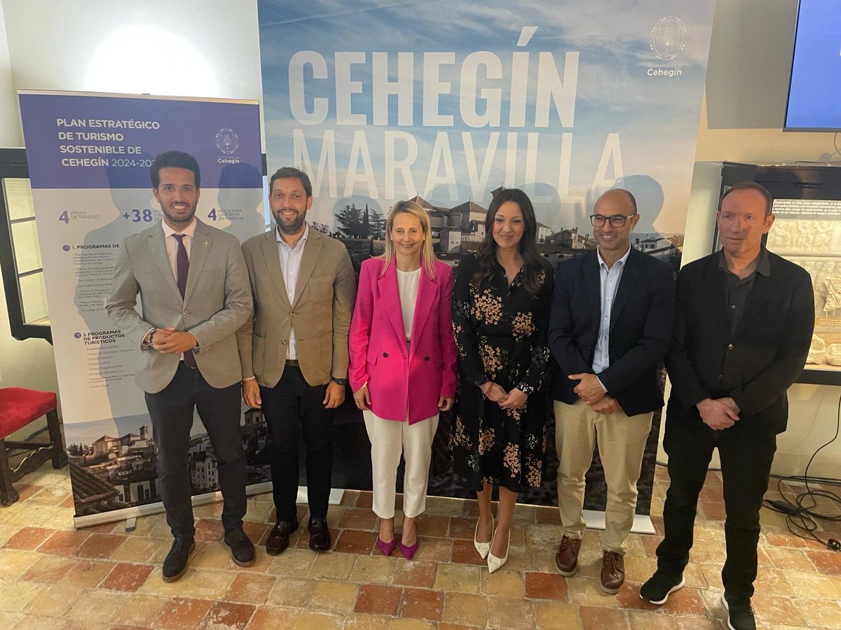 La alcaldesa de Cehegín presenta el innovador Plan Estratégico de Turismo Sostenible 2024-2027