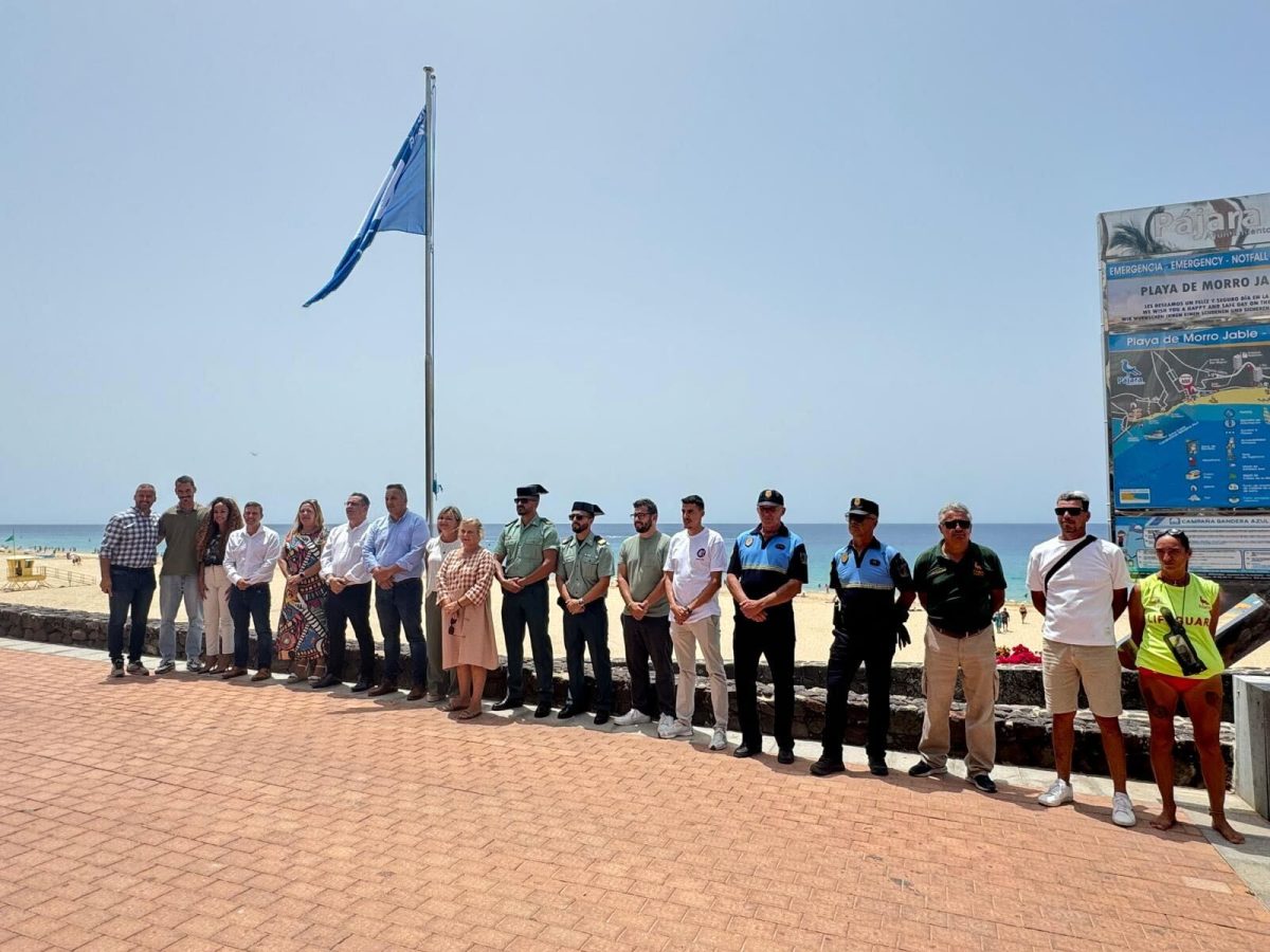 El Ayuntamiento de Pájara reafirma su compromiso con la sostenibilidad del medio ambiente con el acto de la Bandera Azul