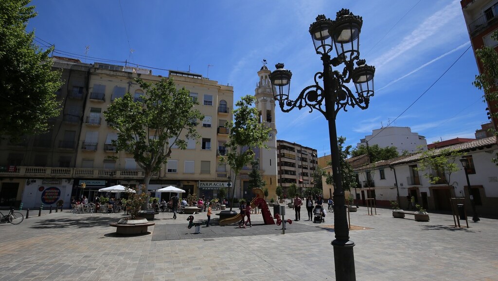 El Ayuntamiento ofrece en agosto visitas guiadas accesibles por los barrios de la ciudad