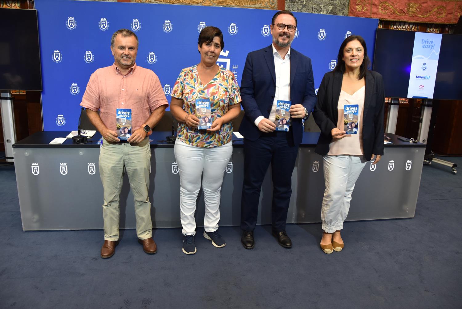 El Cabildo lanza un nuevo folleto informativo dirigido a los visitantes de la isla para mejorar la experiencia en los espacios naturales y evitar aglomeraciones